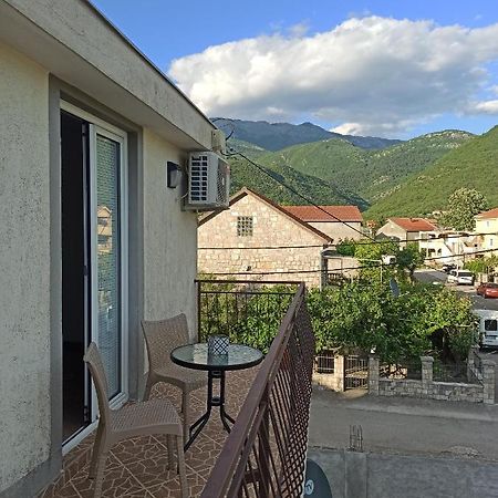 Lastva Holliday Rooms Budva Bagian luar foto