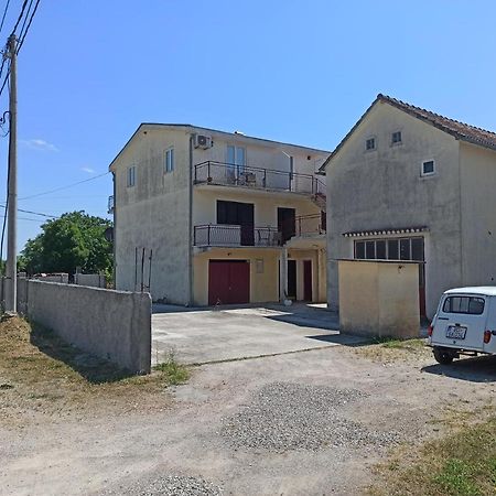 Lastva Holliday Rooms Budva Bagian luar foto