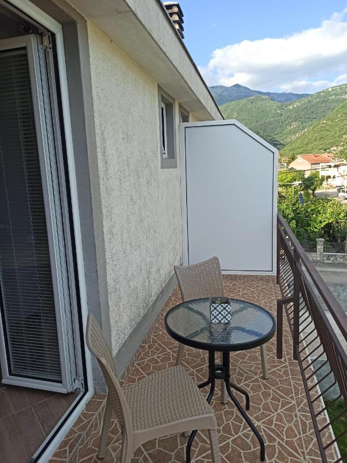 Lastva Holliday Rooms Budva Bagian luar foto