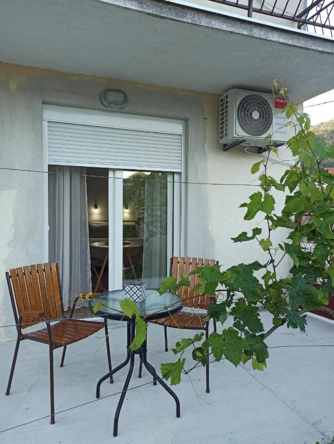 Lastva Holliday Rooms Budva Bagian luar foto