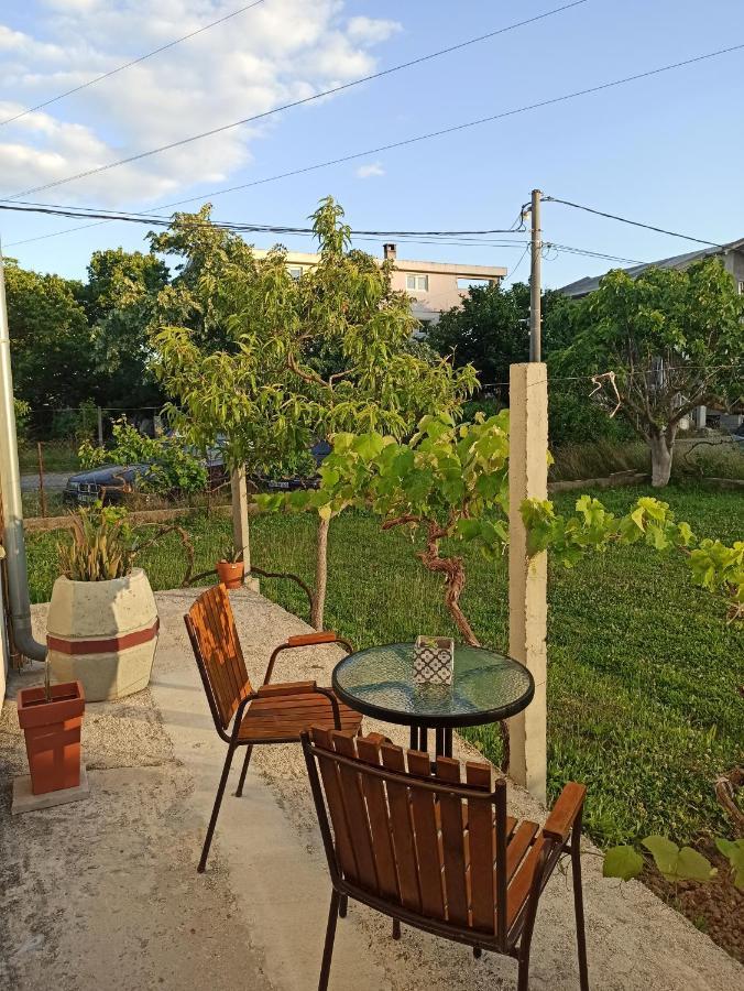 Lastva Holliday Rooms Budva Bagian luar foto